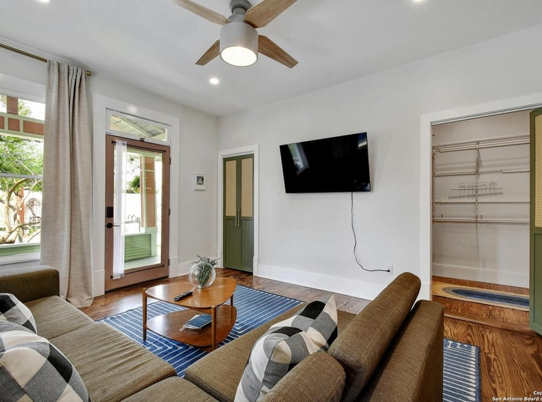 218 property photo 3