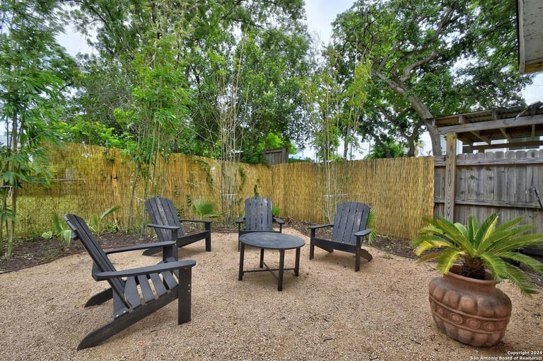 218 property photo 16